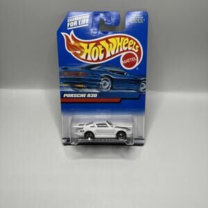 2000 Hot Wheels Mainline/Collector #125 PORSCHE 930 White w/Chrome 3 Spoke Wheel